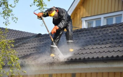 Best Gutter Cleaning Techniques: Manual Cleaning vs. Gutter Vacuum Systems
