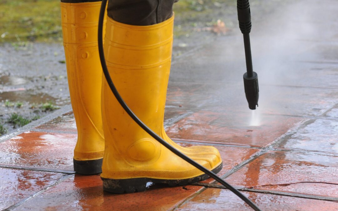 Soft Wash vs. Pressure Washing for Roof Cleaning: Which Is Better?