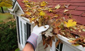 manual gutter cleaning