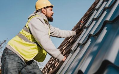 Flat Roof vs. Pitched Roof: Which Has a Higher Maintenance Frequency and Is Harder to Clean?