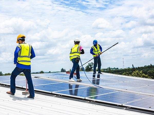 Roof Cleaning Safety
