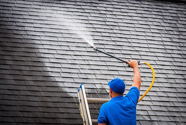 Roof Cleaning Curb Appeal