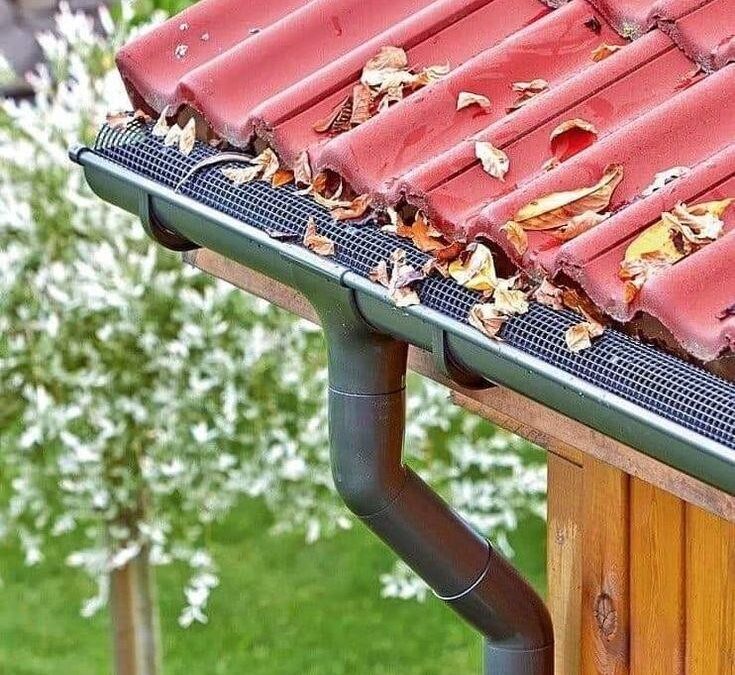 Gutter Guard vs Regular Cleaning in Corvallis – Which Is Better?