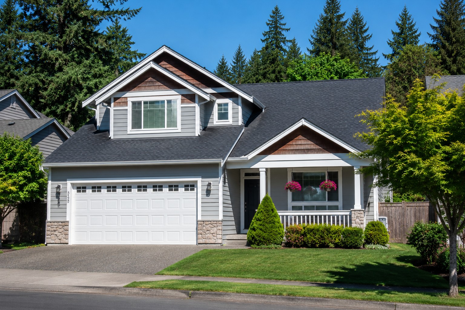 Clean shingle roof on a Pacific Northwest home after professional cleaning 